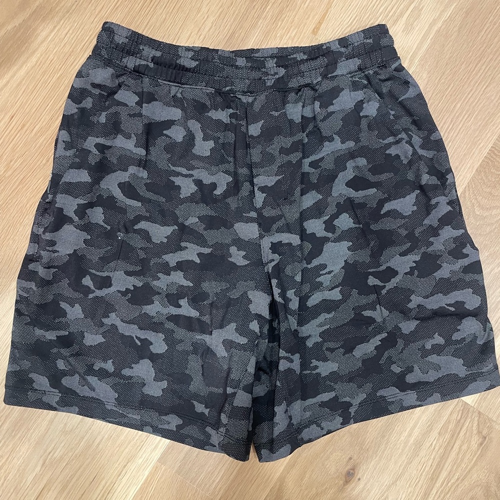 Lululemon Mens Athletic Shorts.